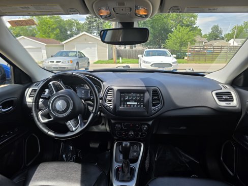 Certified 2021 Jeep Compass Latitude w/ Convenience Group image 17