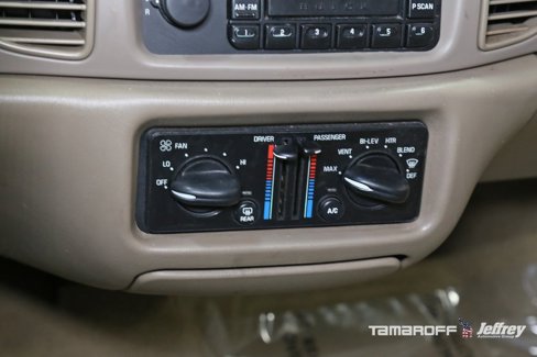 Used 2000 Buick Century Custom w/ Popular Pkg image 7