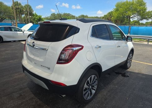 Used 2022 Buick Encore Preferred w/ Safety Package image 8