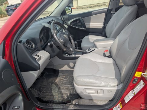 Used 2012 Toyota RAV4 Limited image 20
