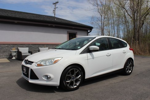 Used 2014 Ford Focus SE w/ Equipment Group 201A image 11