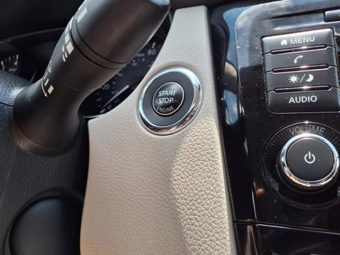 Used 2022 Nissan Rogue Sport SV w/ Technology Package image 23