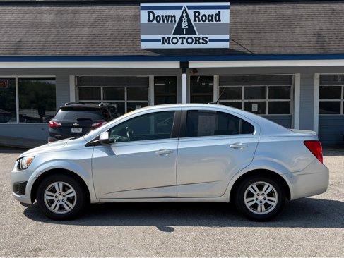 Used 2014 Chevrolet Sonic LT image 2