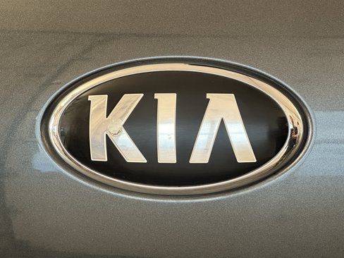 Used 2020 Kia Sorento AWD V6 image 8