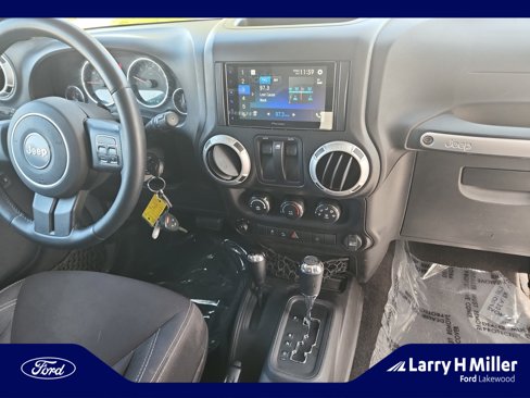 Used 2014 Jeep Wrangler Rubicon w/ Power Convenience Group image 20