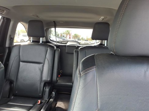 Used 2015 Toyota Highlander Limited image 16