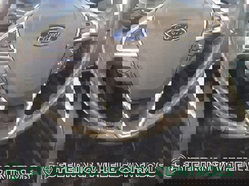 Used 2015 Ford Fusion SE image 17
