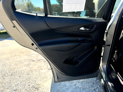 Used 2018 Chevrolet Equinox LT image 20