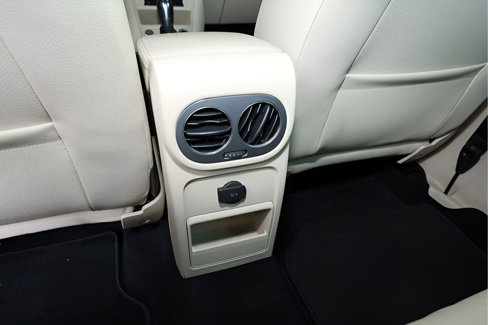 Used 2014 Volkswagen Tiguan SEL image 15