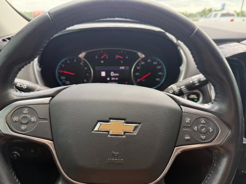 Used 2020 Chevrolet Traverse LT w/ LT Premium Package image 16