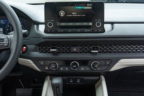 Certified 2023 Honda Accord EX image 23