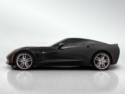 Used 2016 Chevrolet Corvette Stingray Coupe image 3