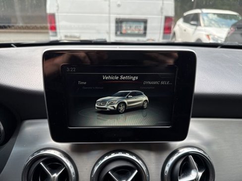 Used 2016 Mercedes-Benz GLA 250 4MATIC image 11