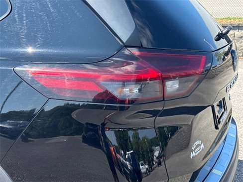 Certified 2023 Nissan Rogue SV image 12