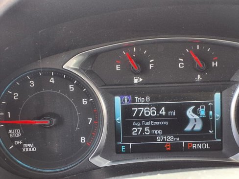 Used 2017 Chevrolet Malibu LT image 28