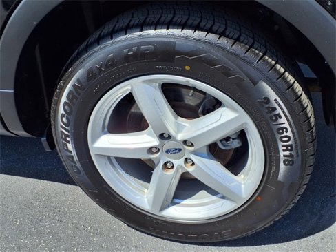 Used 2018 Ford Explorer XLT w/ Equipment Group 201A image 24