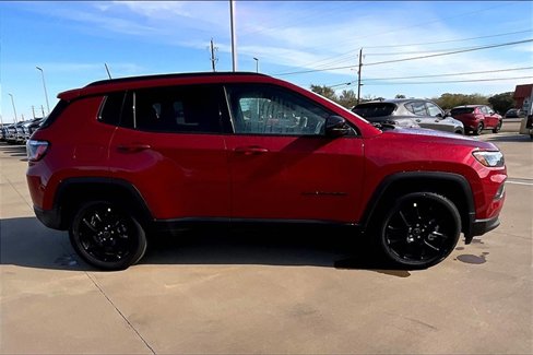 New 2025 Jeep Compass Latitude w/ Altitude Special Edition image 15
