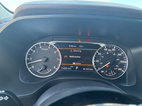 Certified 2021 Nissan Rogue SV w/ Premium Package image 14