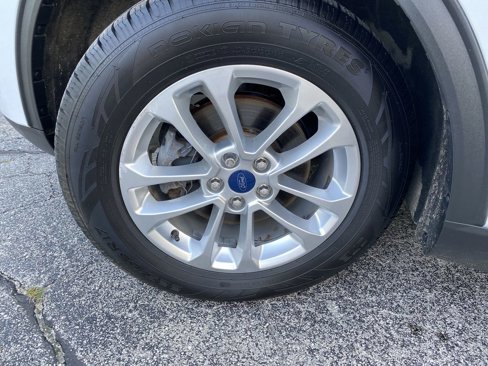 Certified 2022 Ford Escape SE image 43