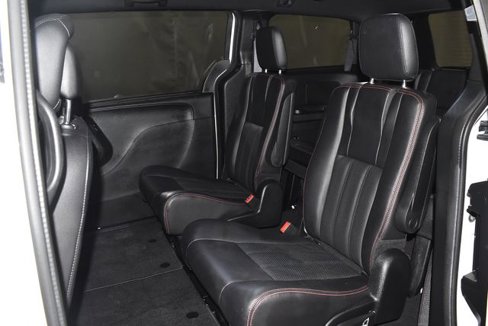 Used 2019 Dodge Grand Caravan GT image 9
