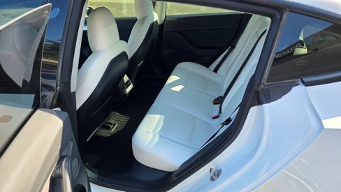 Used 2022 Tesla Model 3 Long Range image 11