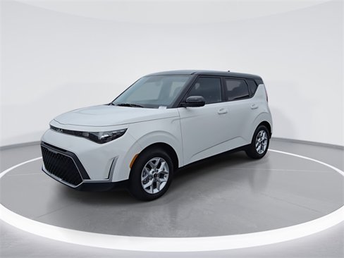 Used 2024 Kia Soul S image 3