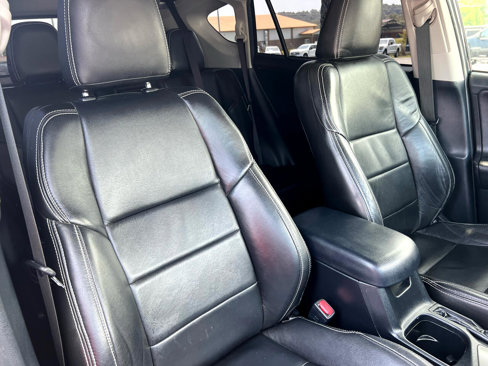 Used 2018 Toyota RAV4 XLE Premium image 19