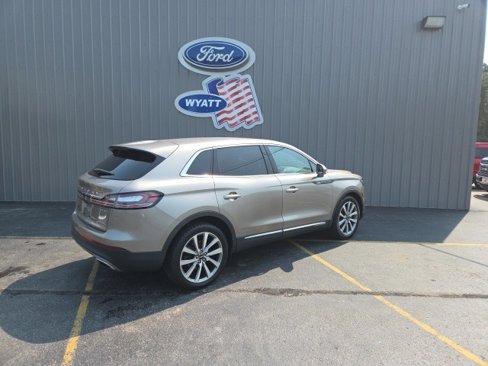 Used 2019 Lincoln Nautilus Select image 5