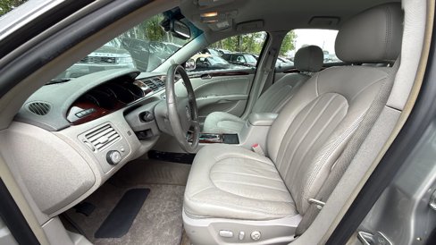 Used 2007 Buick Lucerne CXL w/ Luxury Package image 11