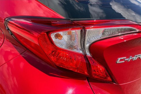 Used 2021 Toyota C-HR XLE image 20