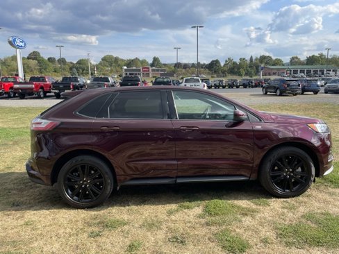 Used 2023 Ford Edge ST-Line image 6