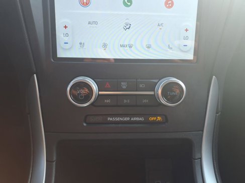 Used 2022 Ford Edge SEL w/ Convenience Package image 18