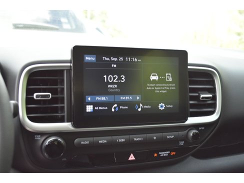 New 2025 Hyundai Venue SE image 19