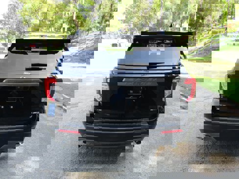 Certified 2023 Ford Explorer XLT w/ Equipment Group 202A image 3