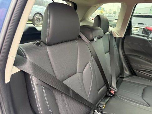 Used 2021 Subaru Forester Touring image 23