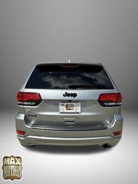 Used 2021 Jeep Grand Cherokee Laredo X image 4