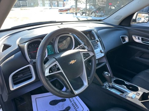 Used 2017 Chevrolet Equinox LT image 15
