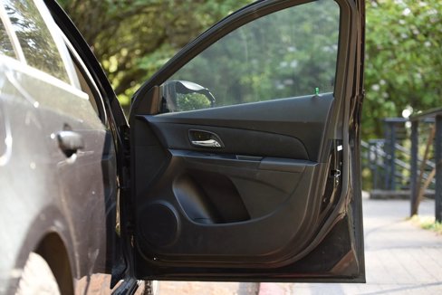 Used 2012 Chevrolet Cruze LT w/ RS Package image 15