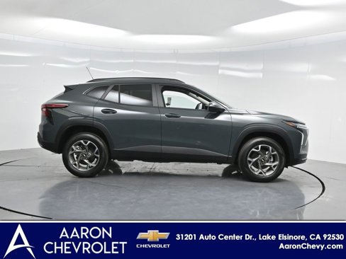New 2025 Chevrolet Trax LT w/ Driver Confidence Package image 24
