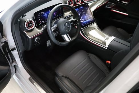 Used 2025 Mercedes-Benz C 300 4MATIC Sedan image 21