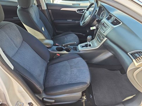 Used 2014 Nissan Sentra SV image 24