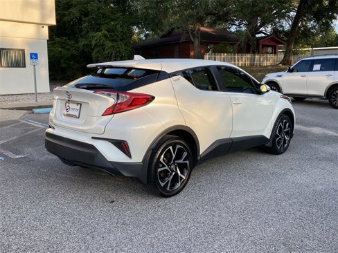Used 2021 Toyota C-HR XLE image 9
