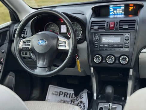 Used 2014 Subaru Forester 2.5i Premium w/ All-Weather Package image 19