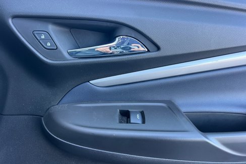Certified 2022 Chevrolet Bolt EUV Premier w/ Sun & Sound Package image 27