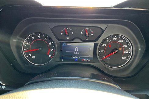 Used 2020 Chevrolet Camaro LS image 17