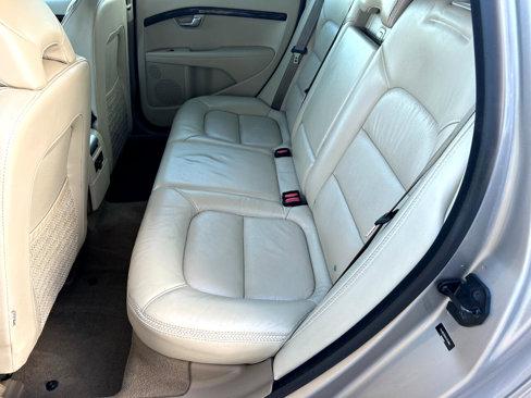 Used 2012 Volvo XC70 3.2 Premier Plus image 11