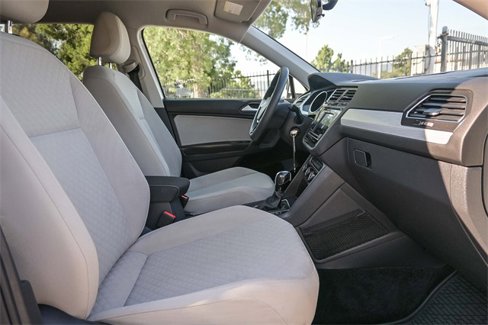 Used 2021 Volkswagen Tiguan S image 15