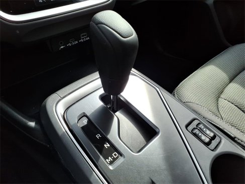 Used 2024 Subaru Crosstrek 2.0i Premium image 15