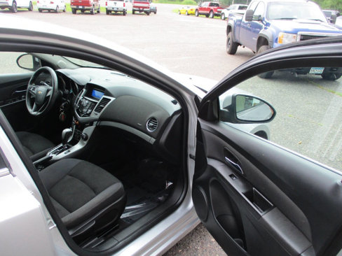 Used 2014 Chevrolet Cruze LT image 22