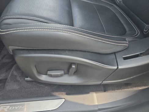 Used 2020 Jaguar E-PACE R-Dynamic S image 29